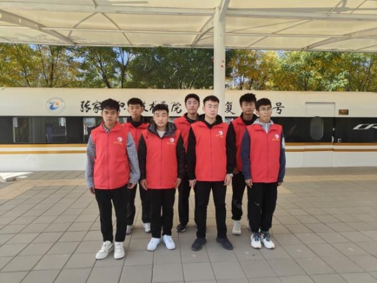 0472df044ae4c6b794900a397424c25