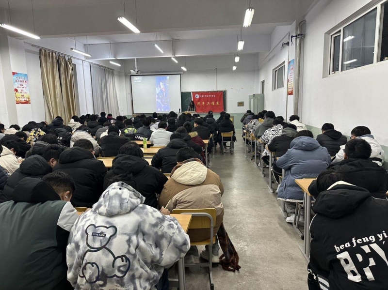 208189e9b5f6cf2f2f8ec66681ca571